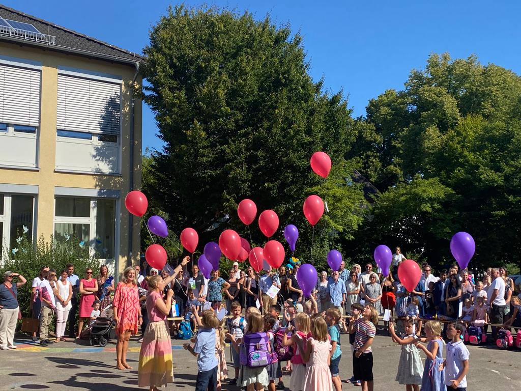 2022 08 11 Einschulung Luftballons 2