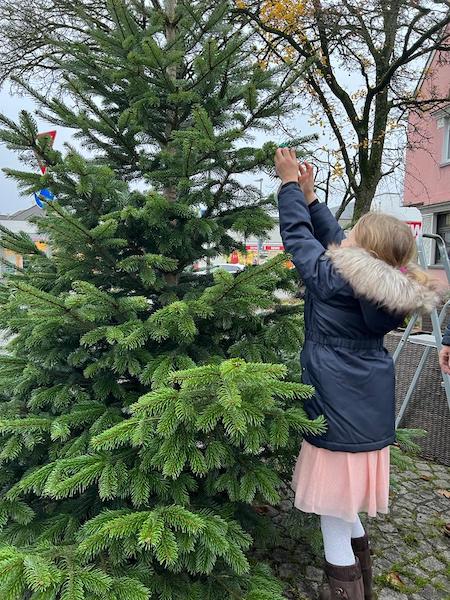 Baum schmücken II